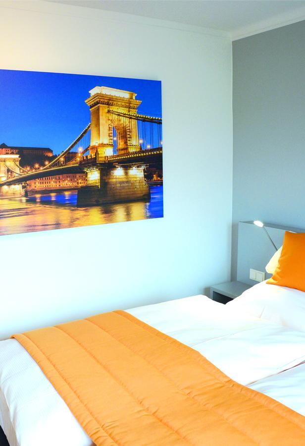 Amel Mitte Bed & Breakfast Exterior photo